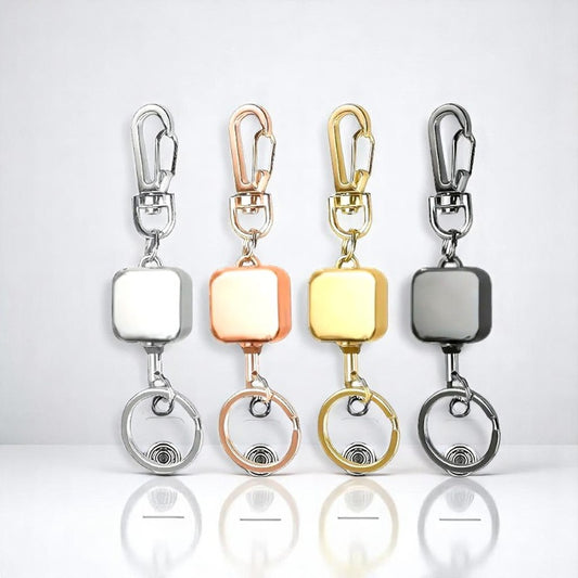 Móc khóa rút dây đa năng giữ thẻ tiện lợi