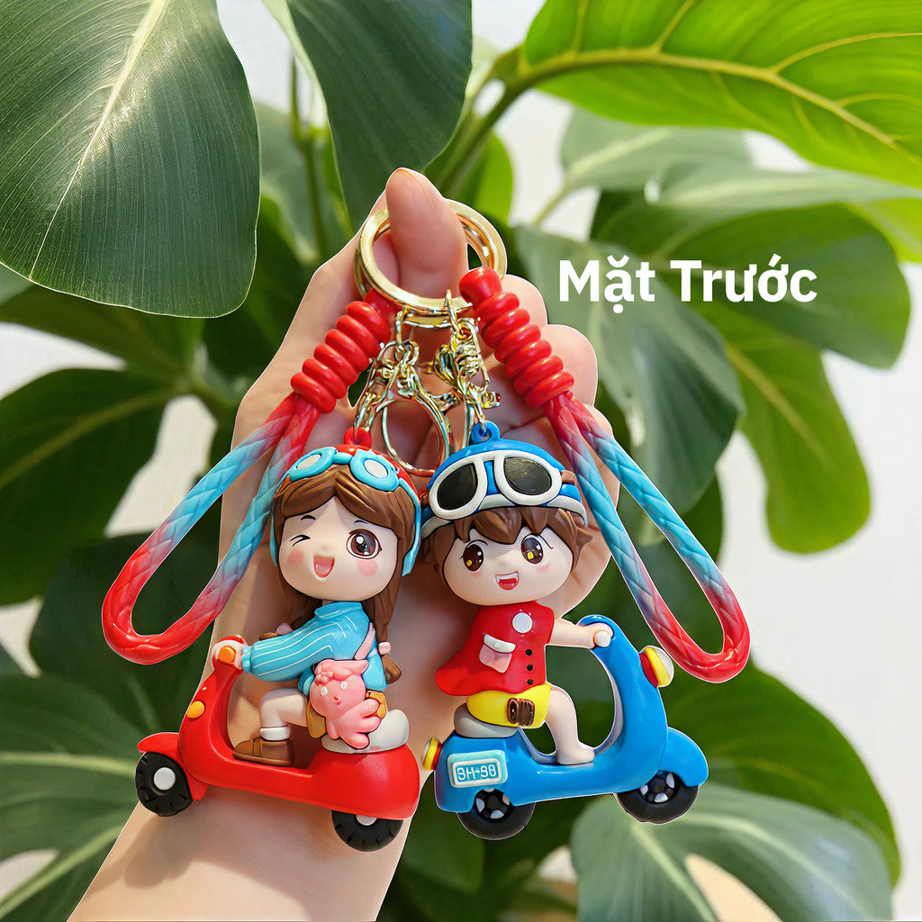 Móc Khóa Cặp Đôi Dễ Thương Đi Xe Scooter