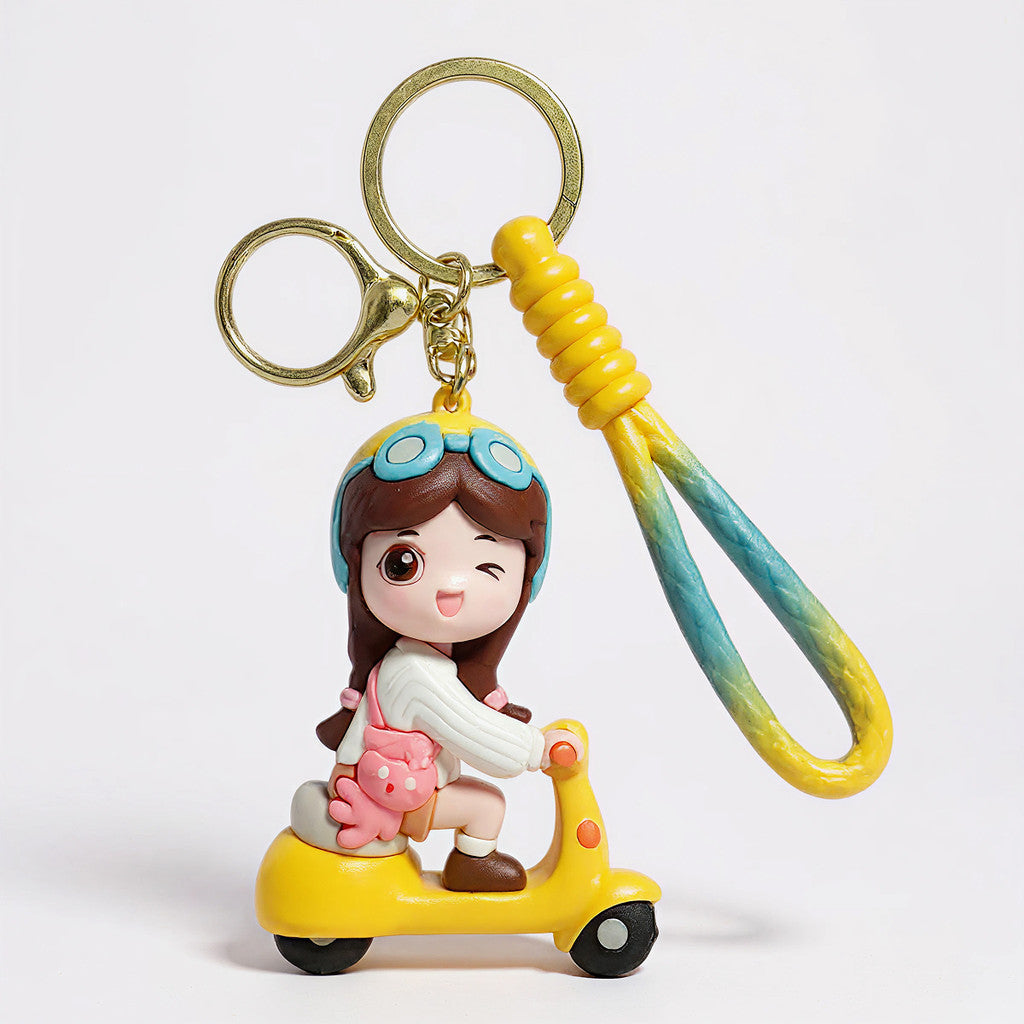Móc Khóa Cặp Đôi Dễ Thương Đi Xe Scooter
